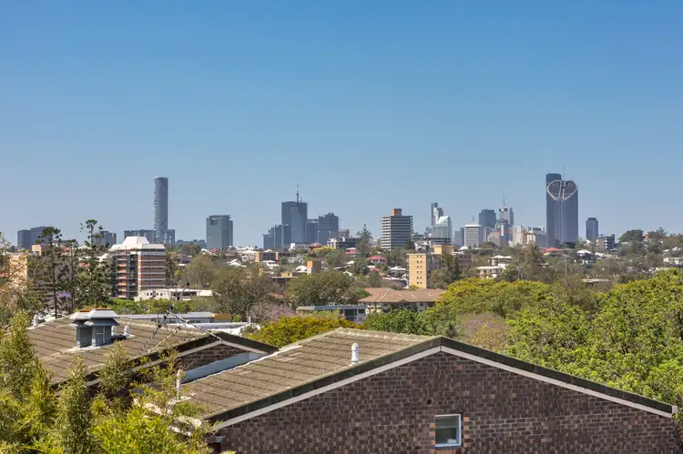 8/222 Carmody Road, St Lucia QLD 4067
