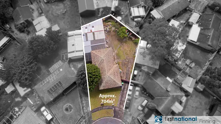 Second view of Homely house listing, 11 Susan Court, Cranbourne VIC 3977