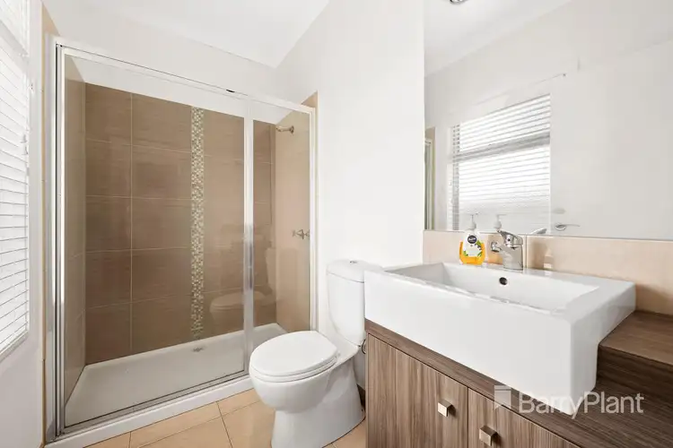 Sixth view of Homely house listing, 4 Landy Close, Mill Park VIC 3082