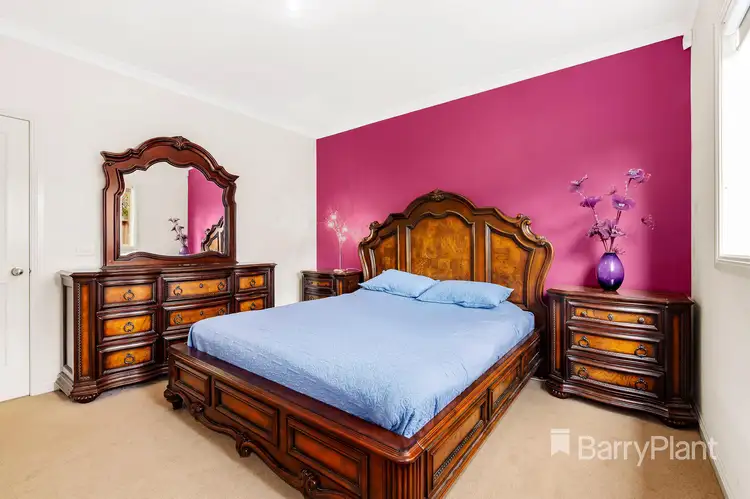 Sixth view of Homely house listing, 2 Alinda Court, South Morang VIC 3752