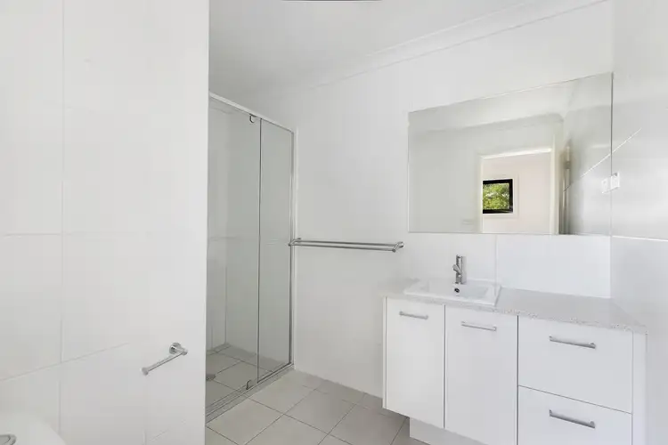 Fifth view of Homely townhouse listing, 2/86 Mawson Drive, Mawson ACT 2607