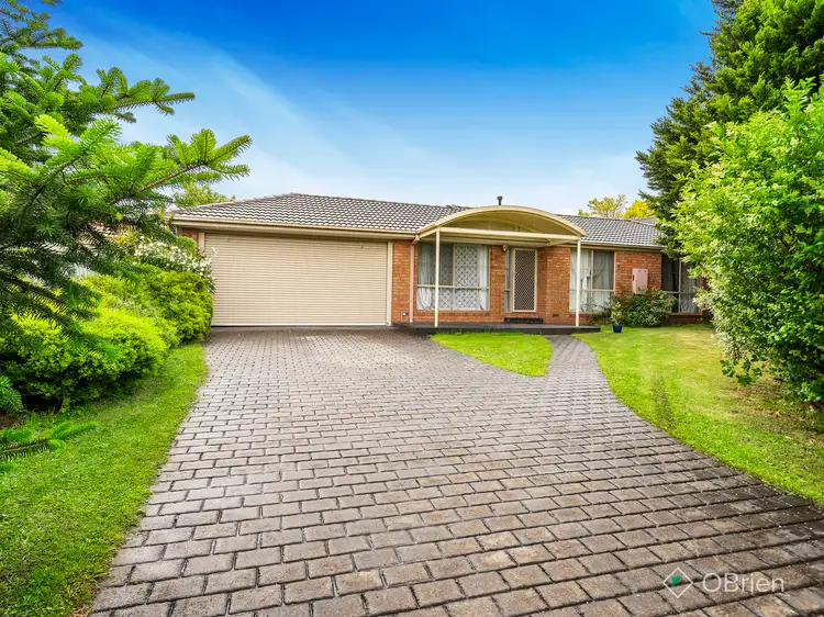 5 The Spur, Hampton Park VIC 3976