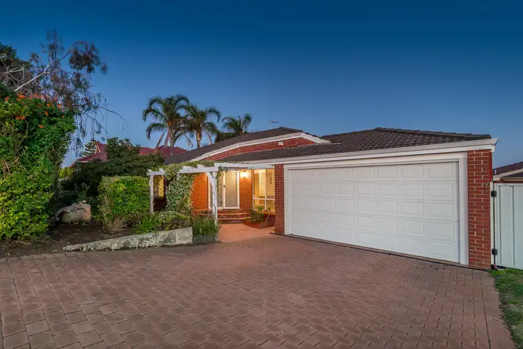 47 Castlegate Way, Woodvale WA 6026