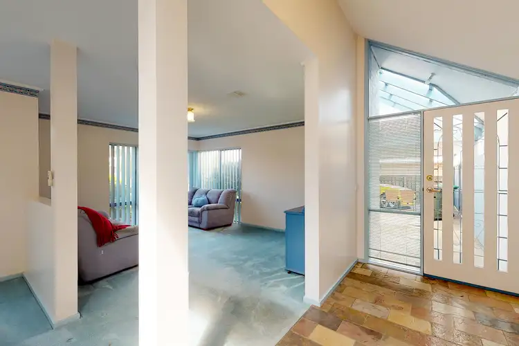 Sixth view of Homely house listing, 6 Christopher Court, Traralgon VIC 3844