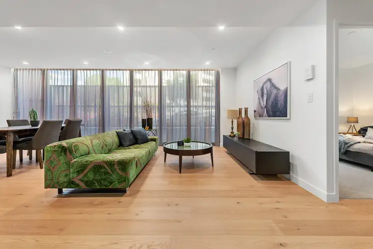 66 Lambert Street, Kangaroo Point QLD 4169