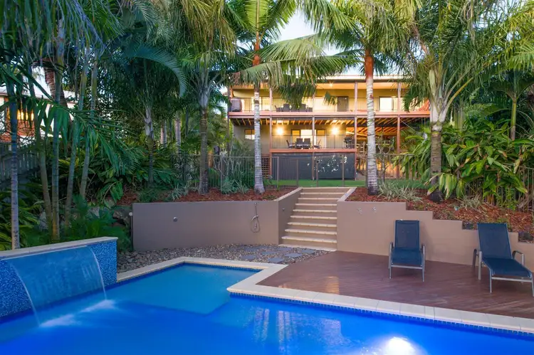 8 Golf Views Court, Cannonvale QLD 4802