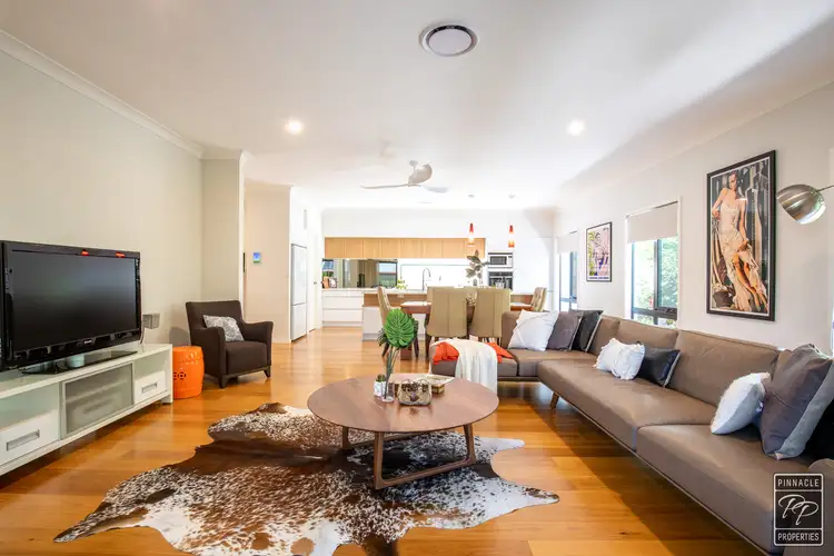 32 Gregory Street, Taringa QLD 4068