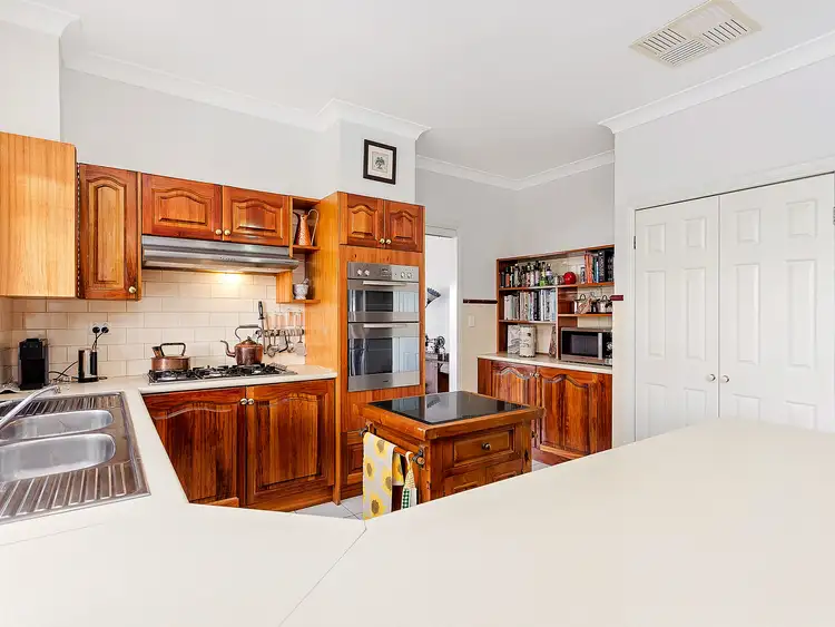 Seventh view of Homely house listing, 7 Hartwell Court, Werribee VIC 3030