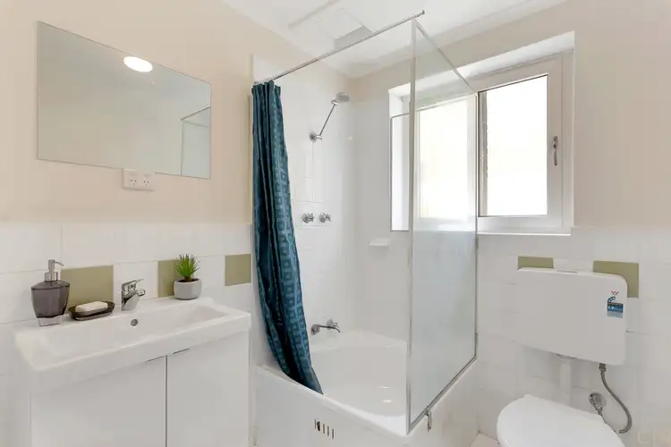 Sixth view of Homely unit listing, 4/52 North Esplanade, Glenelg North SA 5045