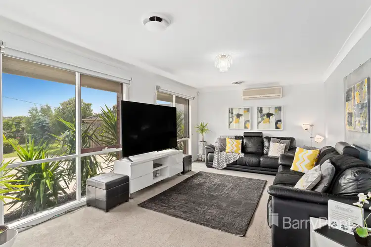 Fourth view of Homely house listing, 5 Erin Court, Hampton Park VIC 3976