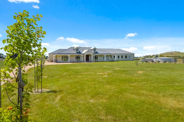 43 Cabbage Tree Lane, Gisborne South VIC 3437