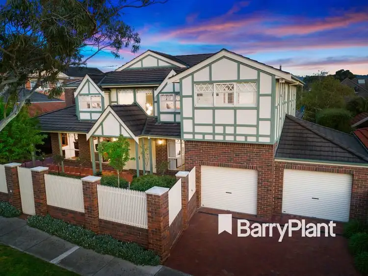 10 Tirhatuan Drive, Rowville VIC 3178