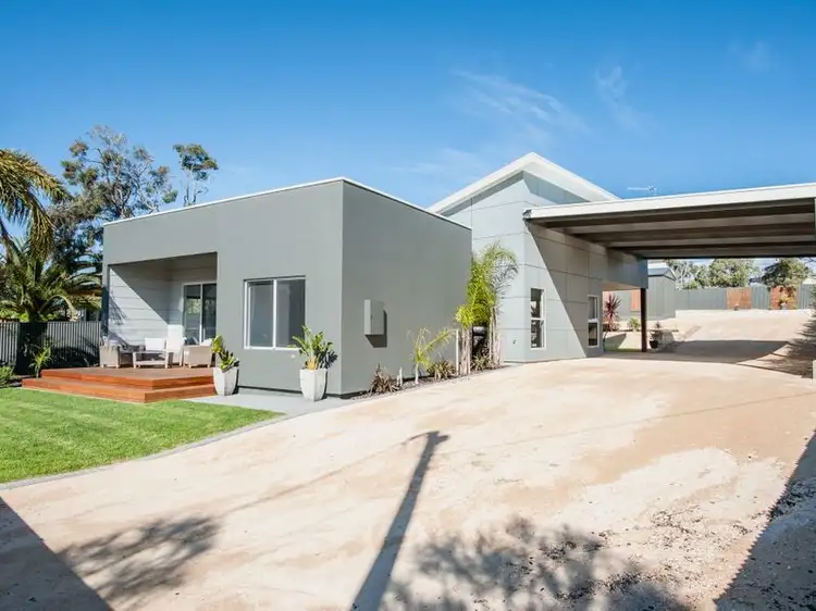 Second view of Homely house listing, 33 Flinders Avenue, Coffin Bay SA 5607