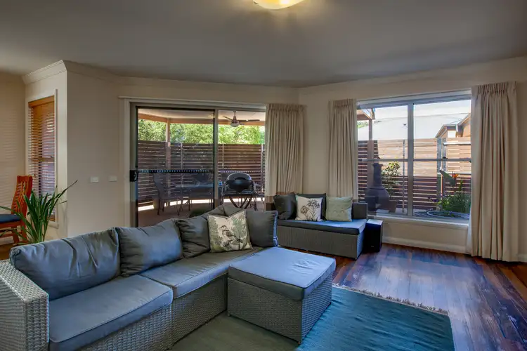 Third view of Homely townhouse listing, 1/122 Mitchell Street, Wodonga VIC 3690