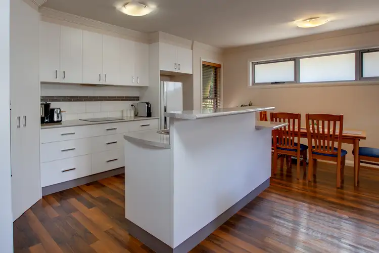 Fifth view of Homely townhouse listing, 1/122 Mitchell Street, Wodonga VIC 3690