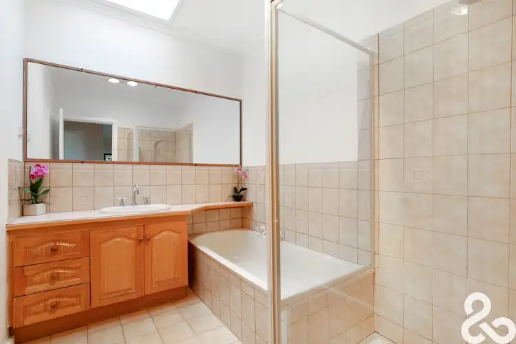 Fifth view of Homely house listing, 11 Kingsway Drive, Lalor VIC 3075