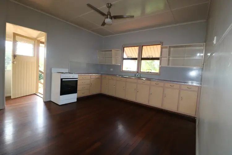 Fifth view of Homely house listing, 127 Churchill Street, Childers QLD 4660