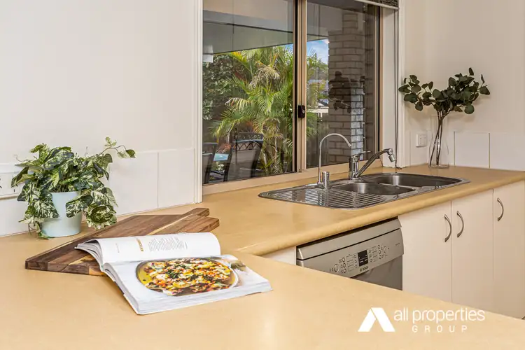 Second view of Homely house listing, 11 Columbus Circuit, Drewvale QLD 4116