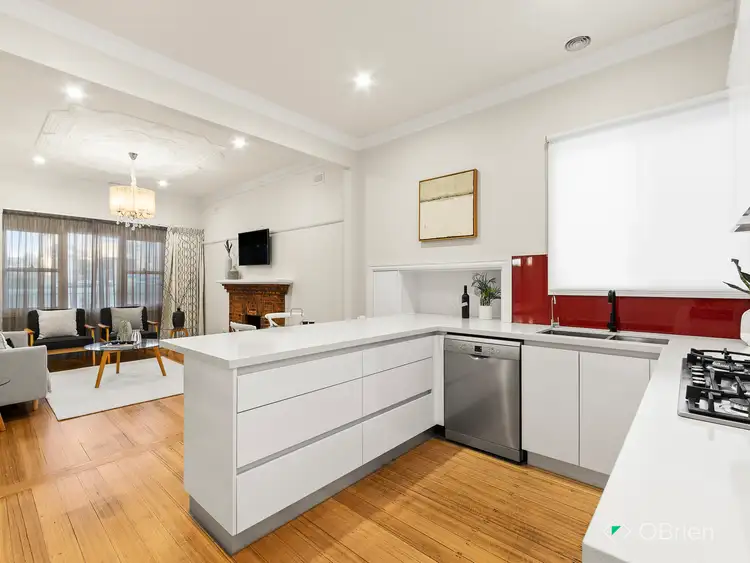 Fourth view of Homely townhouse listing, 1/18 Devon Street, Cheltenham VIC 3192