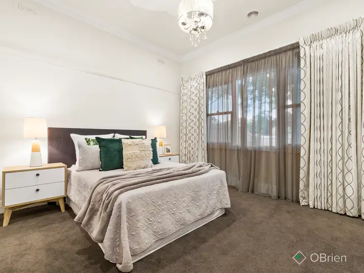 Fifth view of Homely townhouse listing, 1/18 Devon Street, Cheltenham VIC 3192