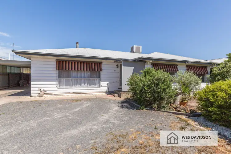 23 Bleakley Street, Horsham VIC 3400