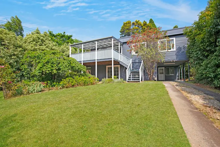 11 Mimosa Avenue, Wentworth Falls NSW 2782