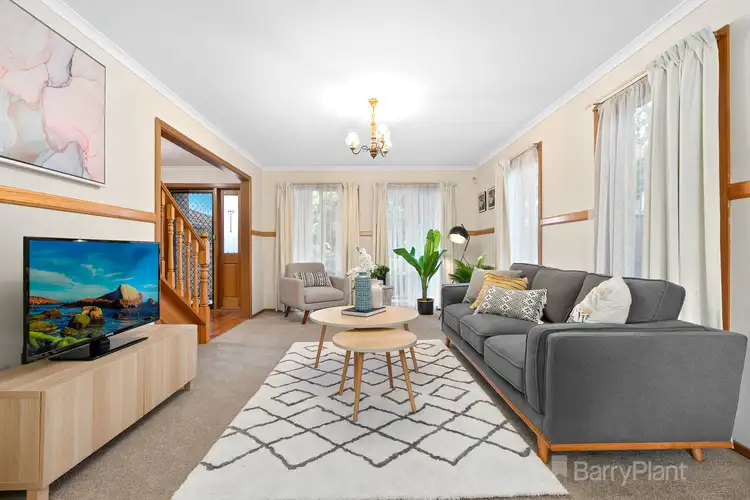 Third view of Homely house listing, 6 Houlden Court, Narre Warren VIC 3805