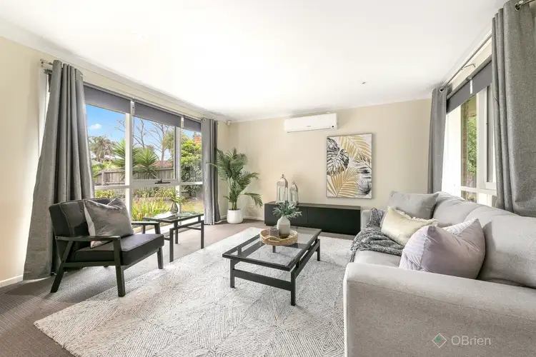 27 Filomena Court, Cranbourne North VIC 3977