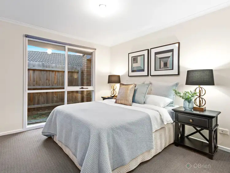 Fifth view of Homely house listing, 27 Filomena Court, Cranbourne North VIC 3977