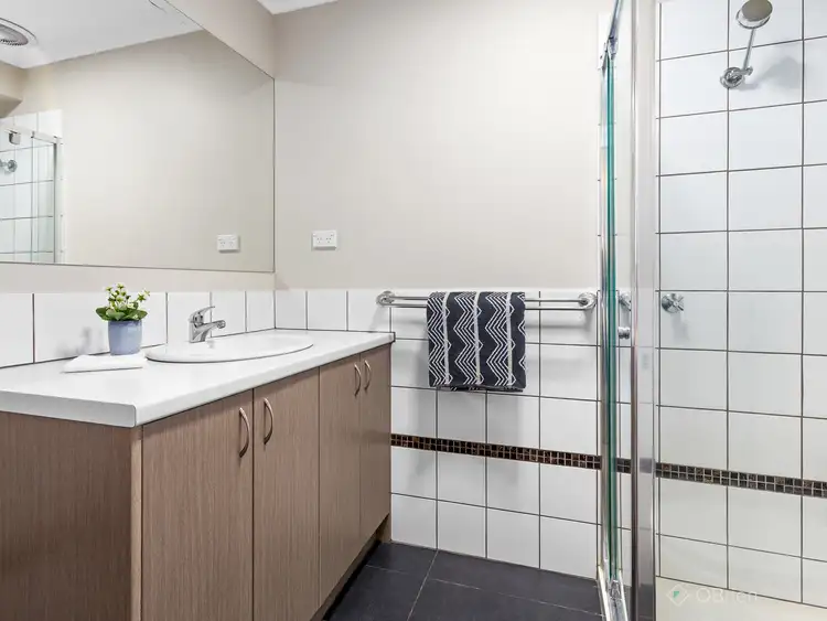 Sixth view of Homely house listing, 27 Filomena Court, Cranbourne North VIC 3977