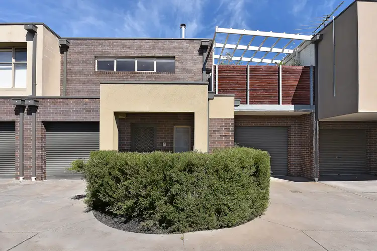 Main view of Homely townhouse listing, 3/27 Kenilworth Street, Reservoir VIC 3073