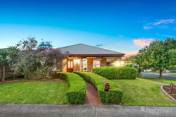 14 Golden Leaf Avenue, Narre Warren South VIC 3805