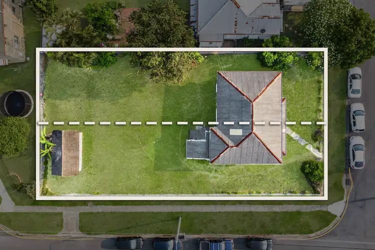 73 Kitchener Street, Wynnum QLD 4178