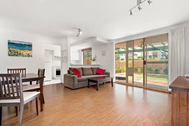 2/28 Macpherson Street, Warriewood NSW 2102
