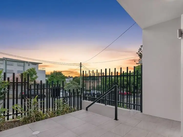 Main view of Homely townhouse listing, 6 Raffles Street, Mount Gravatt East QLD 4122