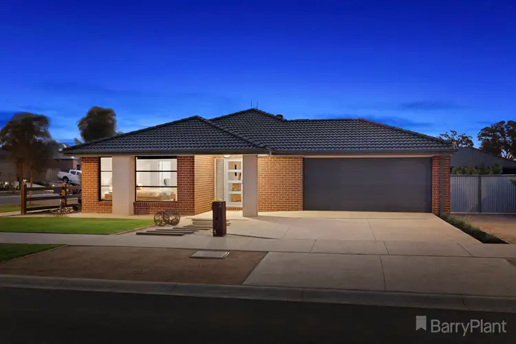 Second view of Homely house listing, 2 Gelbray Street, Ascot VIC 3551