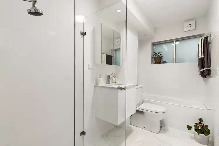 Sixth view of Homely unit listing, 1/18 Regent Street, Dee Why NSW 2099