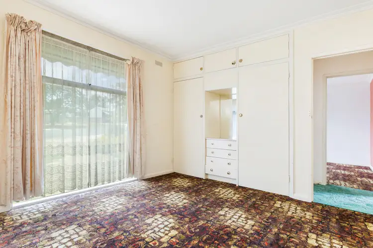Sixth view of Homely house listing, 5 Cambridge Crescent, White Hills VIC 3550