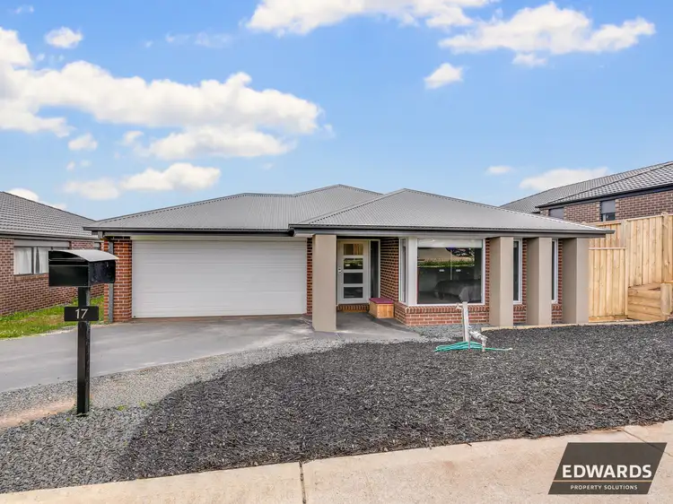 17 Wiltons Crescent