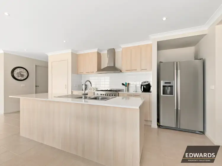 Sixth view of Homely house listing, 17 Wiltons Crescent, Drouin VIC 3818