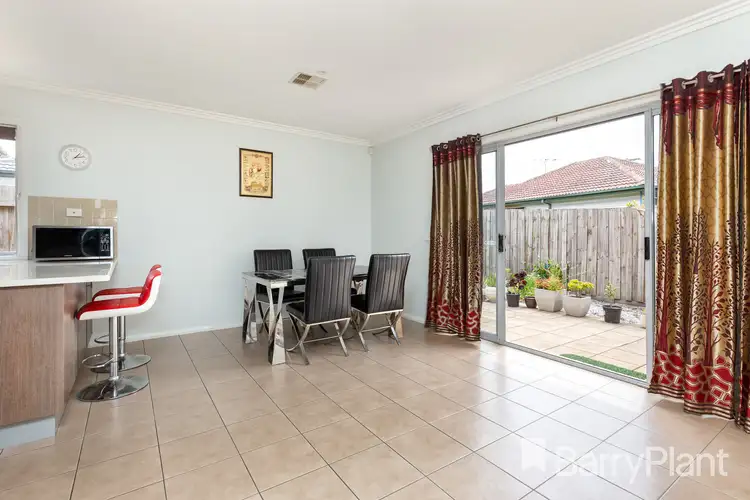 Third view of Homely townhouse listing, 5/917-919 Heatherton Road, Springvale VIC 3171