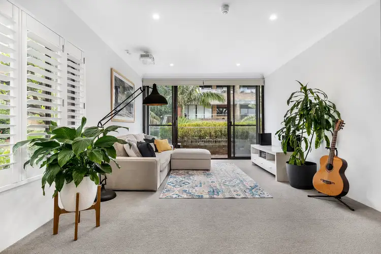 Second view of Homely apartment listing, 20/100 Queenscliff Road, Queenscliff NSW 2096