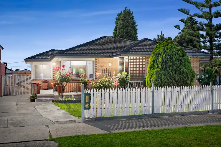 Main view of Homely house listing, 10 Kanimbla Drive, Lalor VIC 3075
