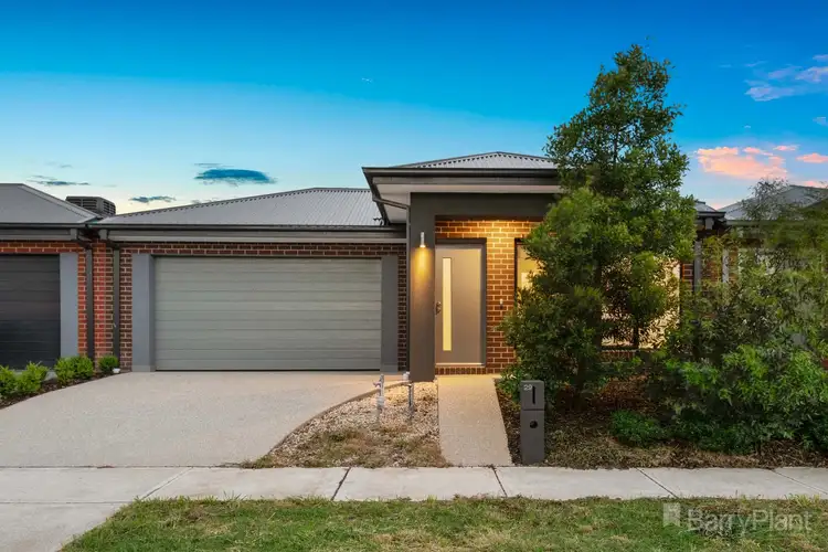 29 Pinnacle Drive, Pakenham VIC 3810