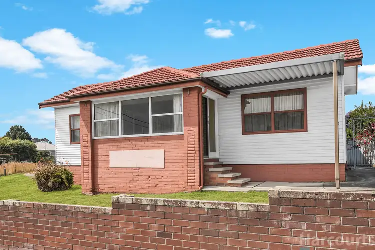 2 Michael Street, Cardiff NSW 2285