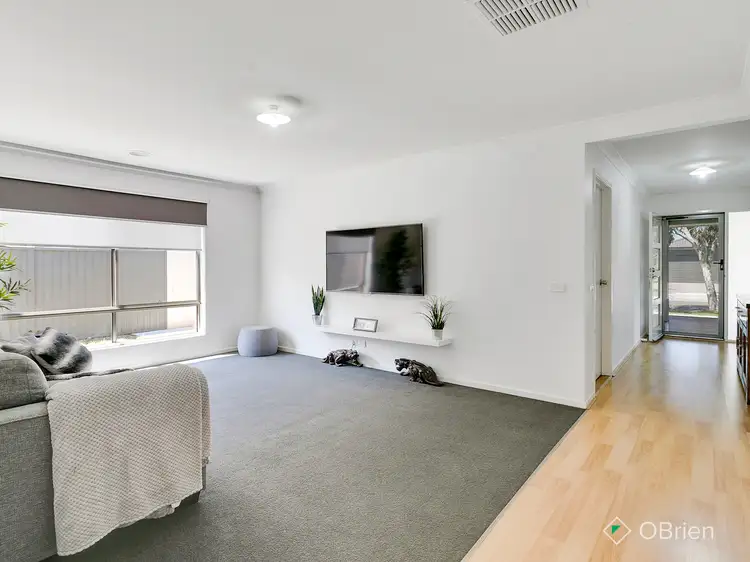 Fifth view of Homely house listing, 6 Rannoch Street, Cranbourne East VIC 3977