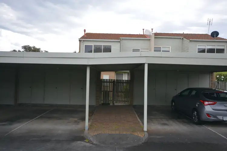 11/12 Short Street, Portland VIC 3305