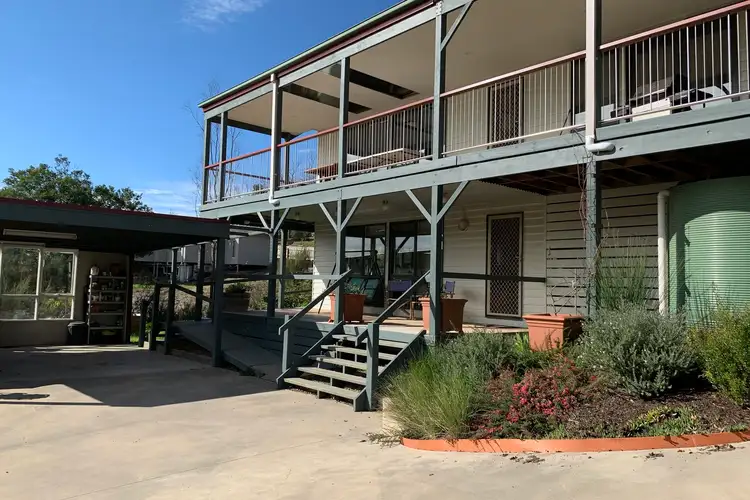 Second view of Homely unit listing, 8A Lawrence Court, Healesville VIC 3777