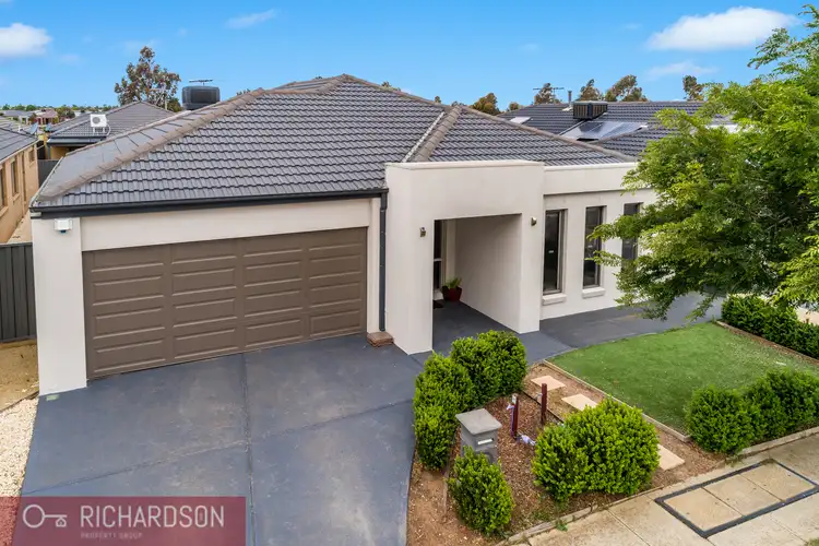 55 Kinglake Drive, Manor Lakes VIC 3024
