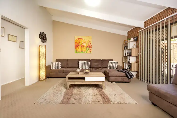 Fourth view of Homely unit listing, 2/10 McEwen Crescent, Wodonga VIC 3690